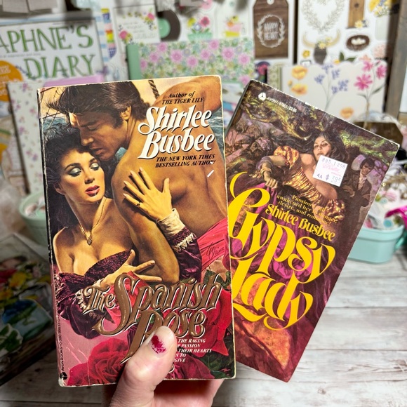 Lot Of 2 Historical Romance Novels The Spanish Rose & Gypsy Lady Shirlee Busbee - Picture 1 of 16